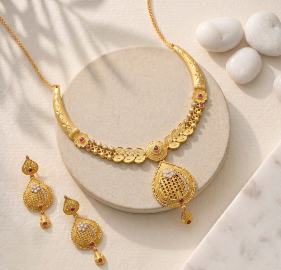 Traditional Ruby-Toned Floral Medallion Necklace Set view 2