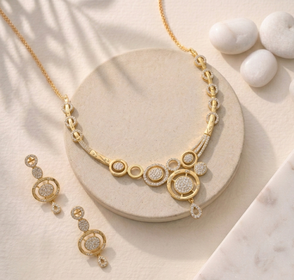 Elegant Geometric Halo Necklace Set view 2