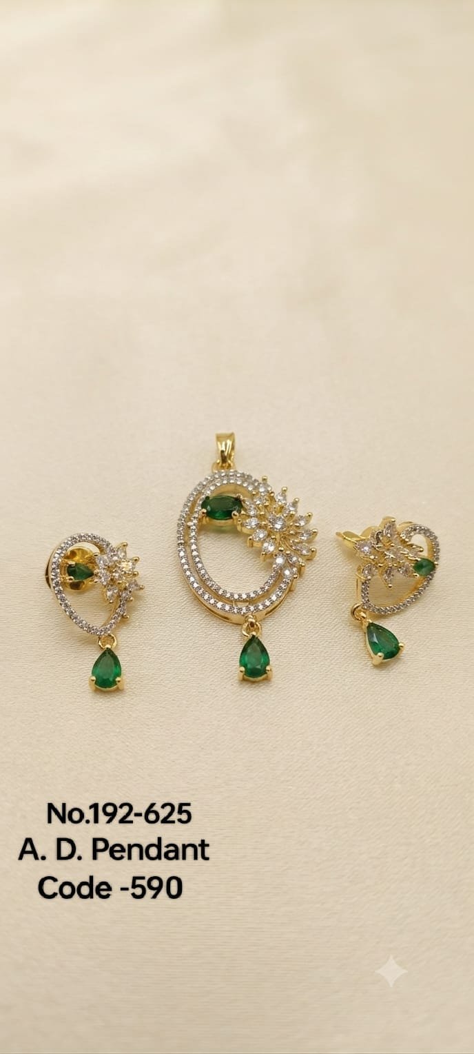 Zarae Crystal AD Pendant Set
