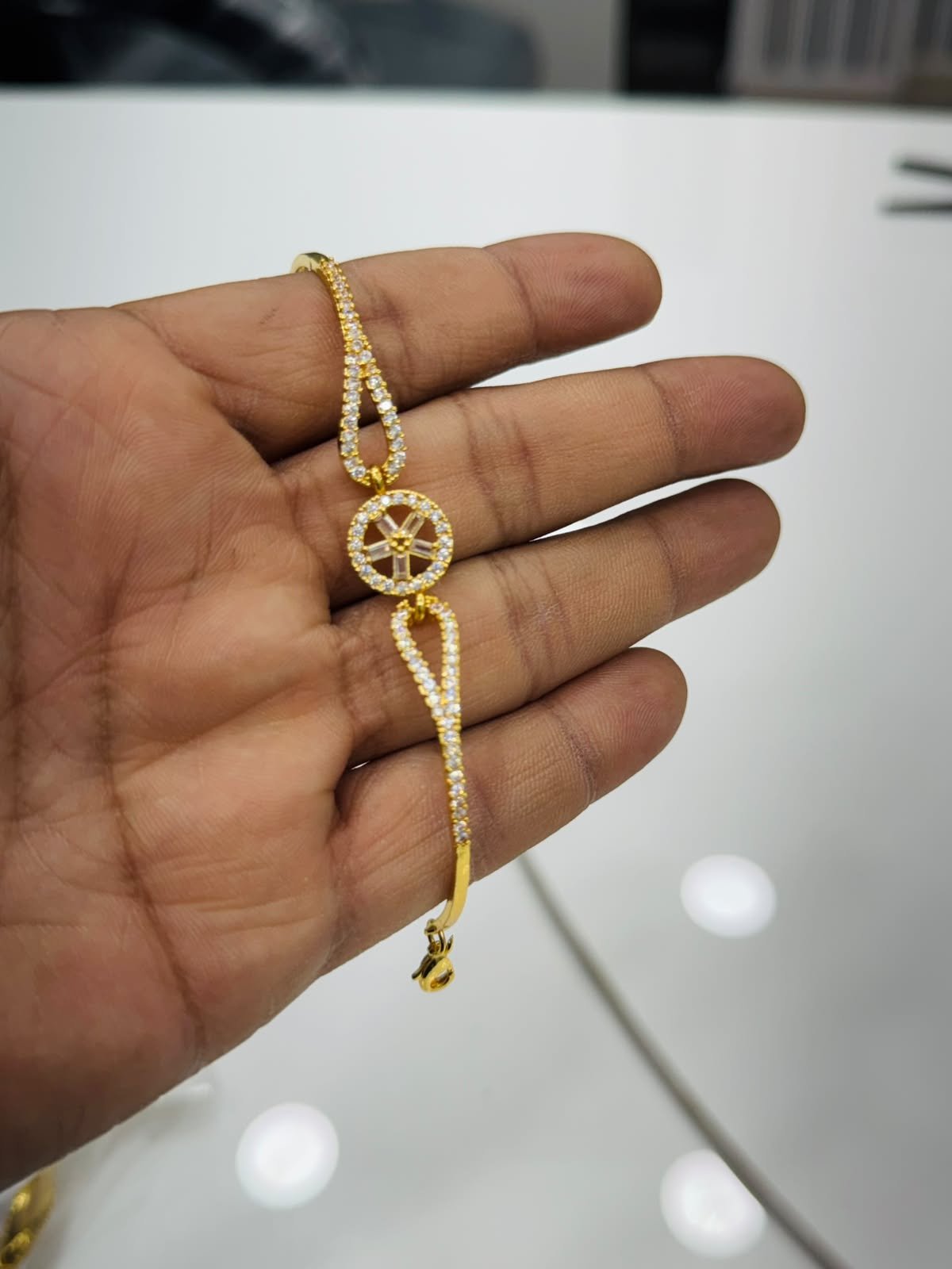 Bracelet