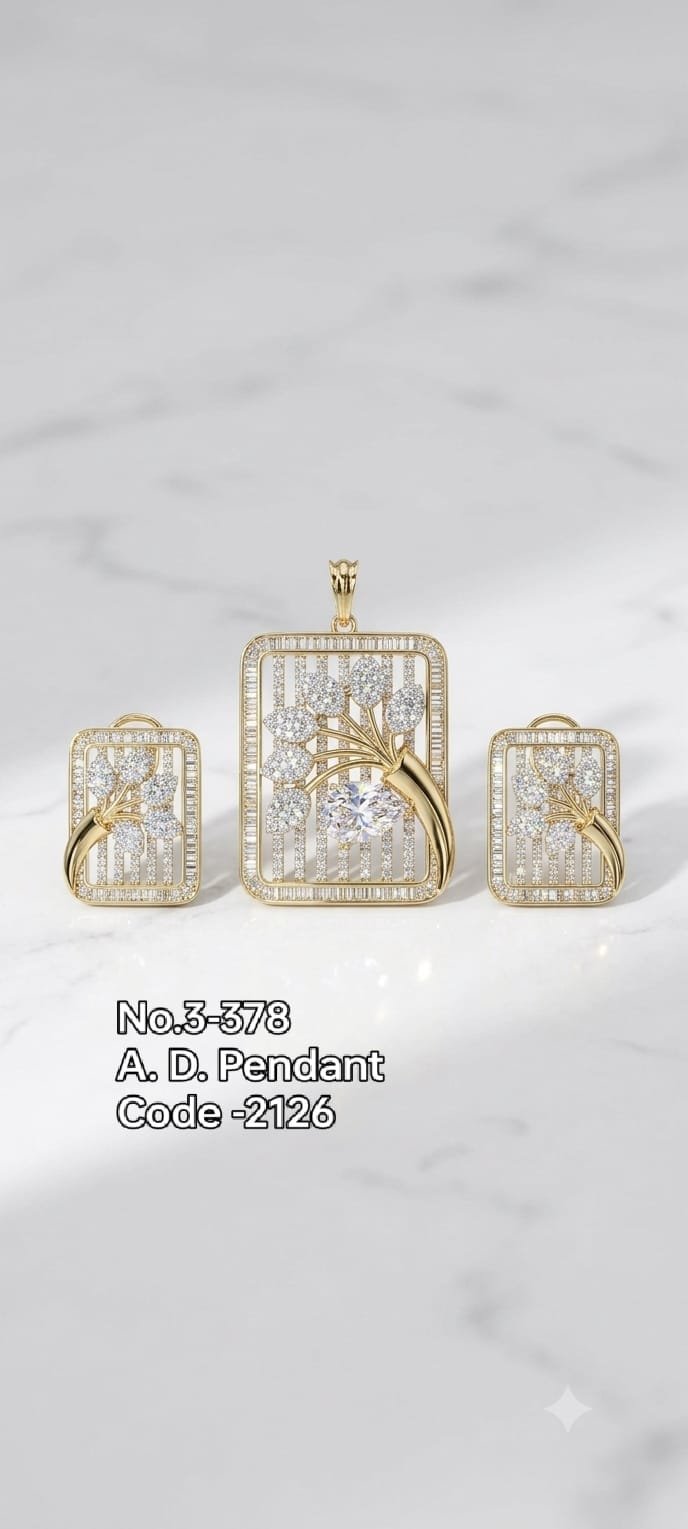 Nova Crystal Pendant